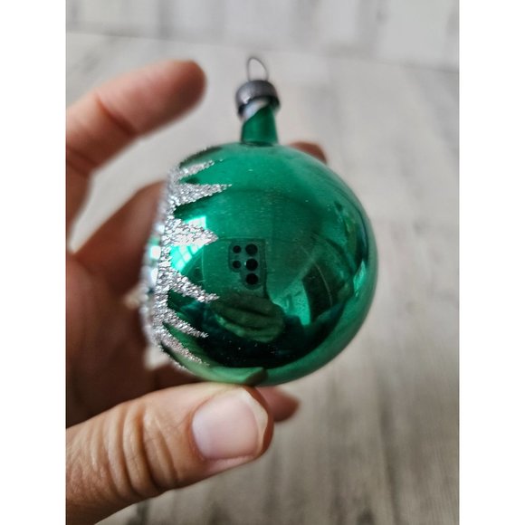 Vintage indent green silver glitter ball ornament reflector Xmas tree - Picture 2 of 9